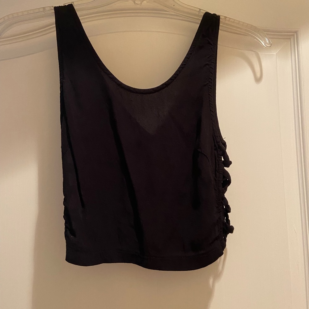 Black summer crop top tank